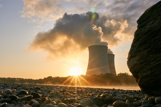 Meta želi podatkovne centre na nuklearnu energiju