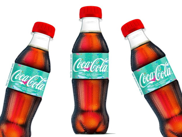 Prva boca Coca Cole od plastike iz mora