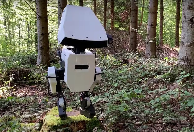 VIDEO: Disneyev dvonožni robot je nešto posebno