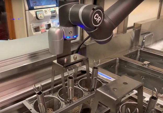 VIDEO: Robot kuha rezance u japanskoj podzemnoj