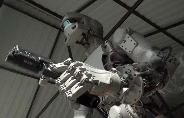 VIDEO: Ruski svemirski robot uči pucati