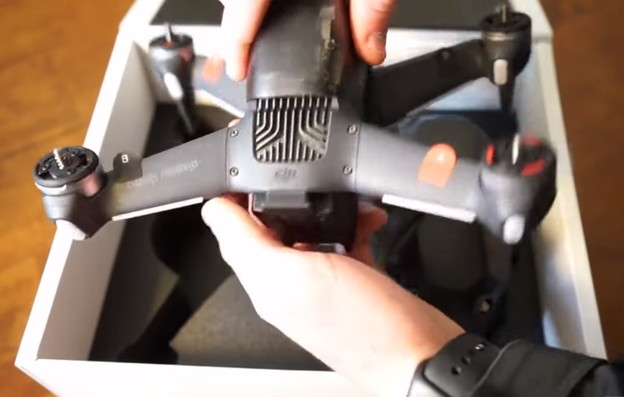 VIDEO: Unboxing neizdanog DJI FPV drona