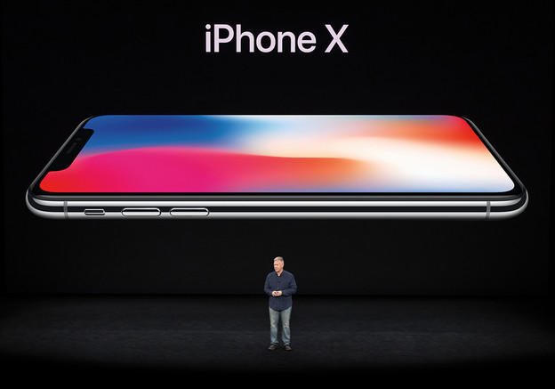 Tresla se brda a stigli iPhone X i iPhone 8