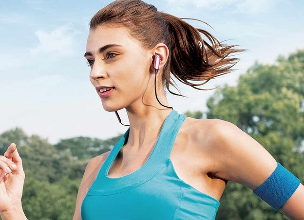 VIDEO: Huawei TalkBand N1 za glazbu i fitness