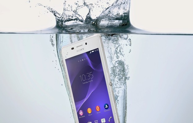 VIDEO: Novi Sonyev plivač Xperia M2 Aqua