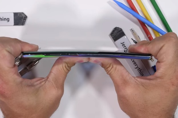 VIDEO: Test izdržljivosti Galaxy Note 10 5G telefona