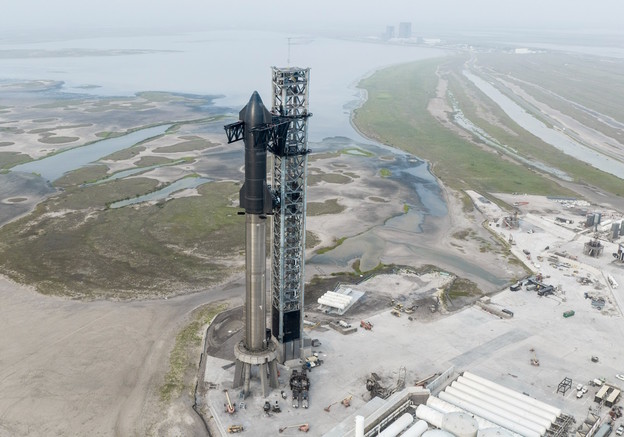 VIDEO: Složeni Starship čeka prvi orbitalni let